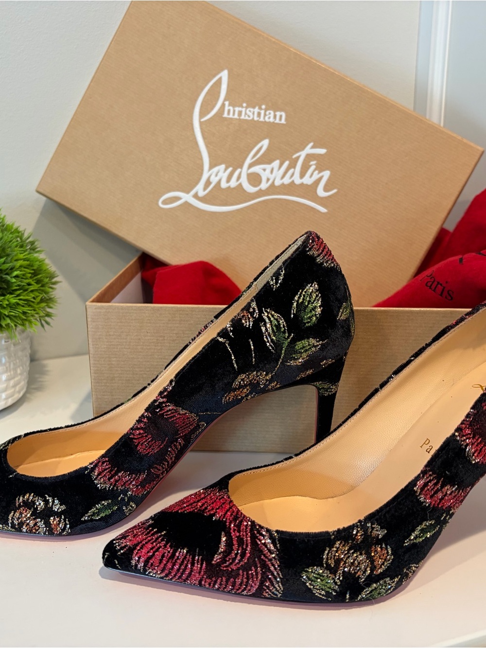 Christian Louboutin So Kate 85 Ronsard Black Velvet Floral Embroidered shimmer